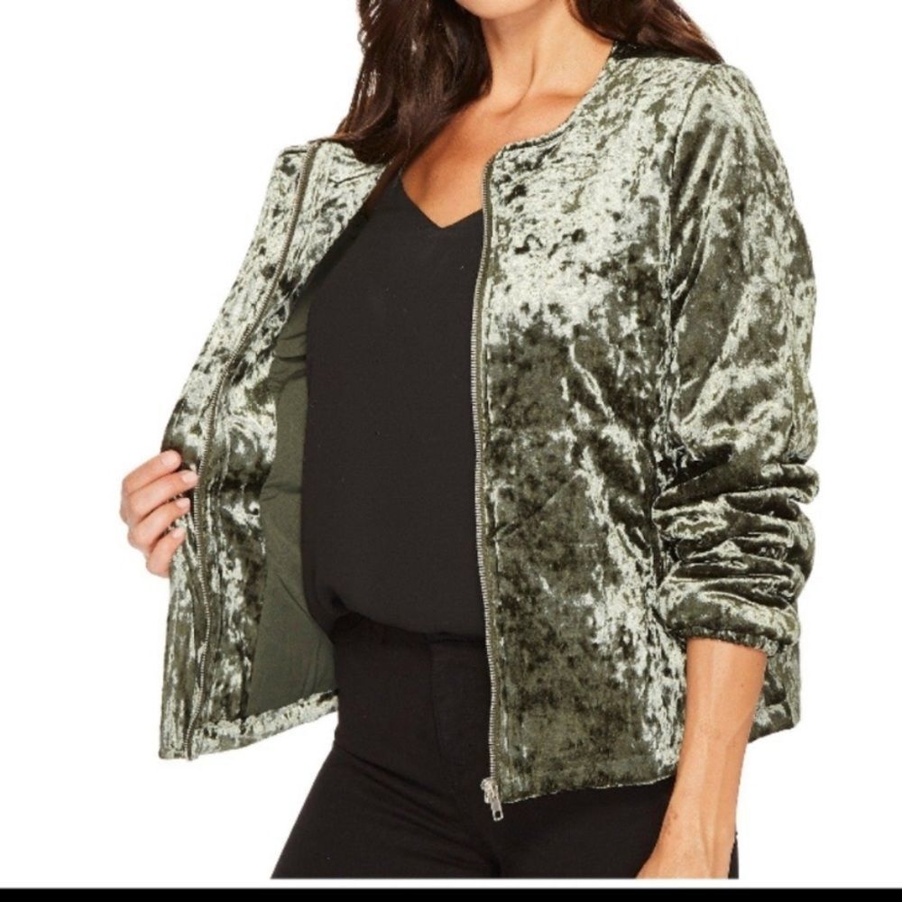 Sanctuary Crushed Velvet Bomber Jacket in Olive
